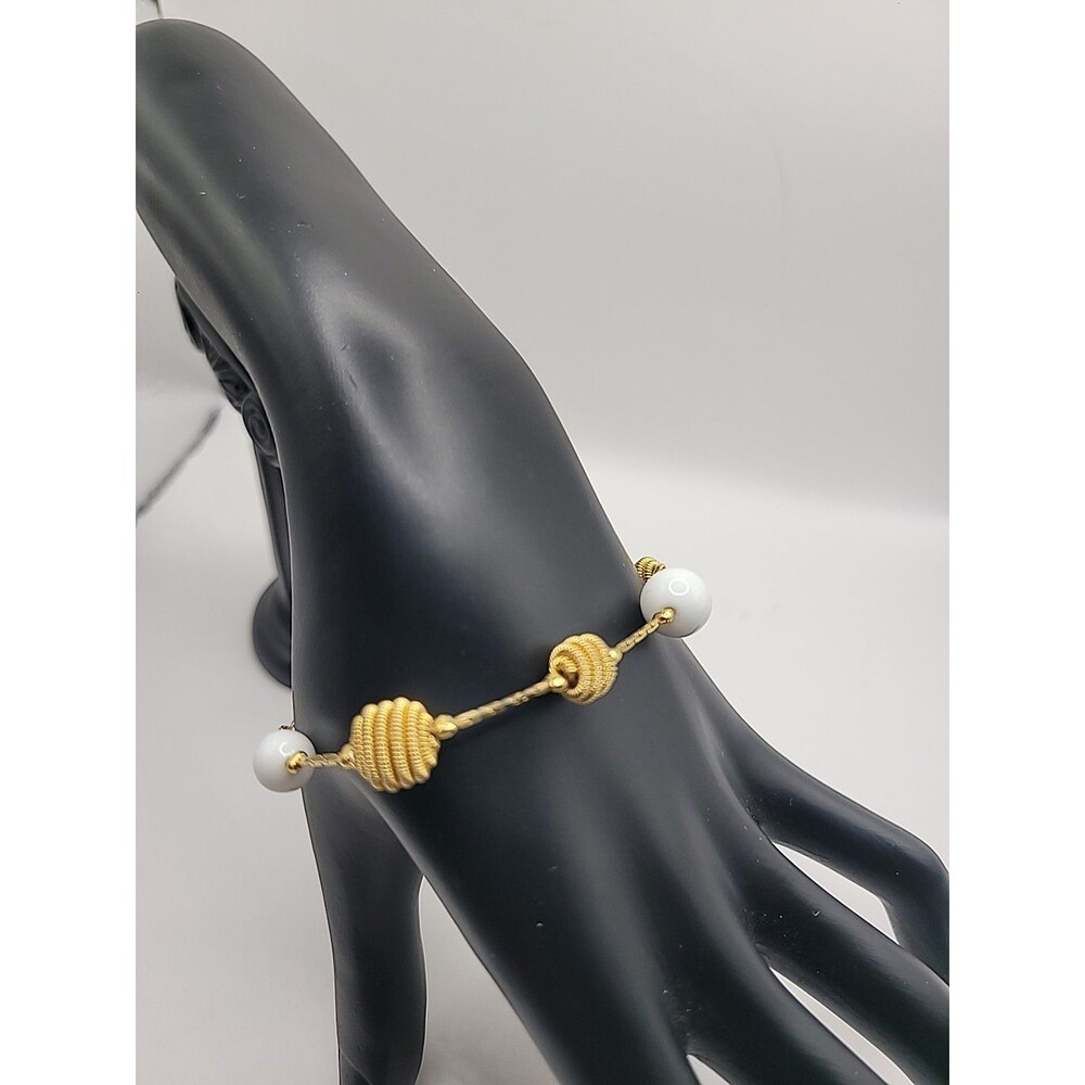 Vintage Trifari Gold Tone Faux Pearl Bracelet Signed Classic Elegant Jewelry
